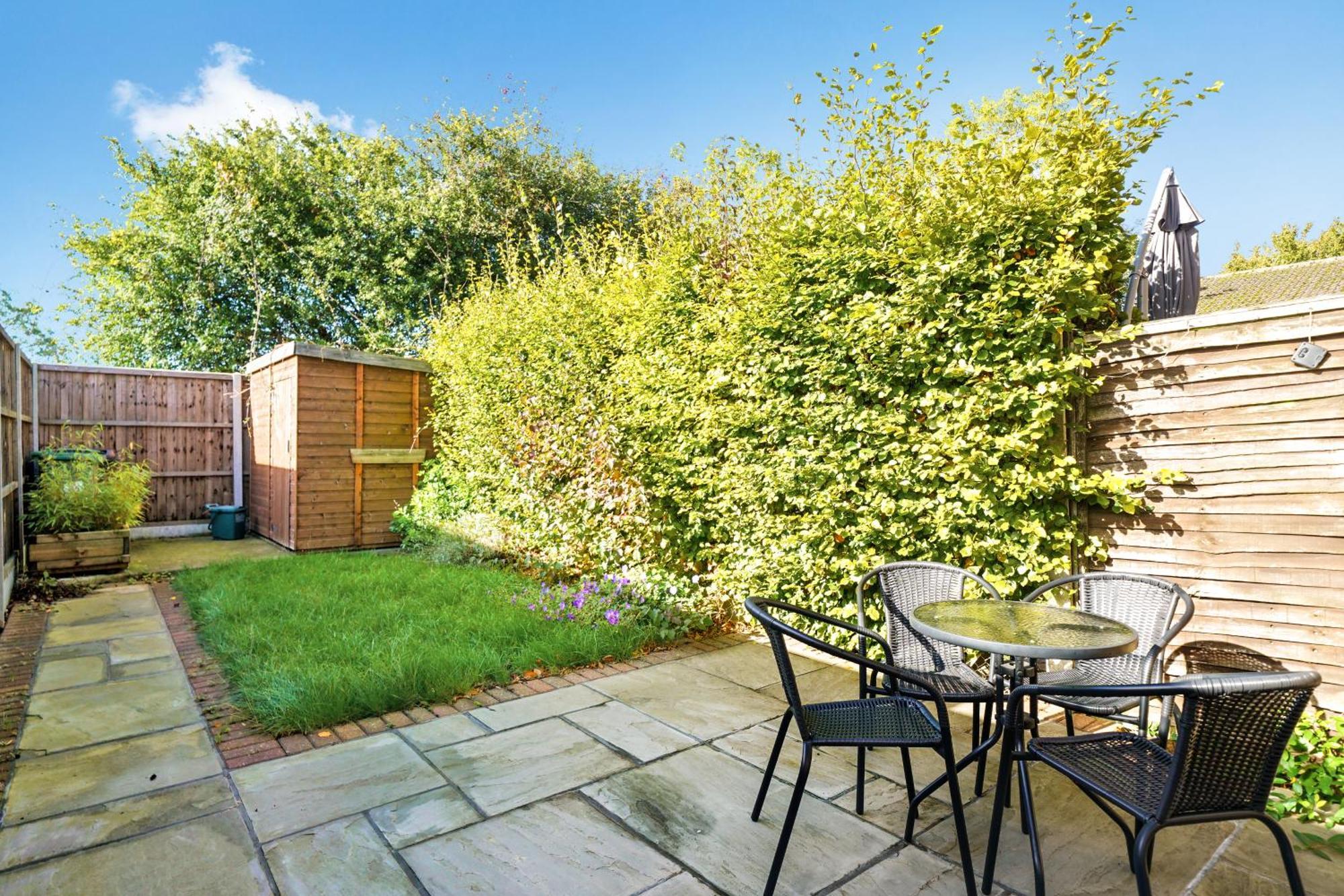 Cosy Corner In Aylesbury Near Stoke Mandeville Hospital & Town Centre With Private Parking Exteriör bild